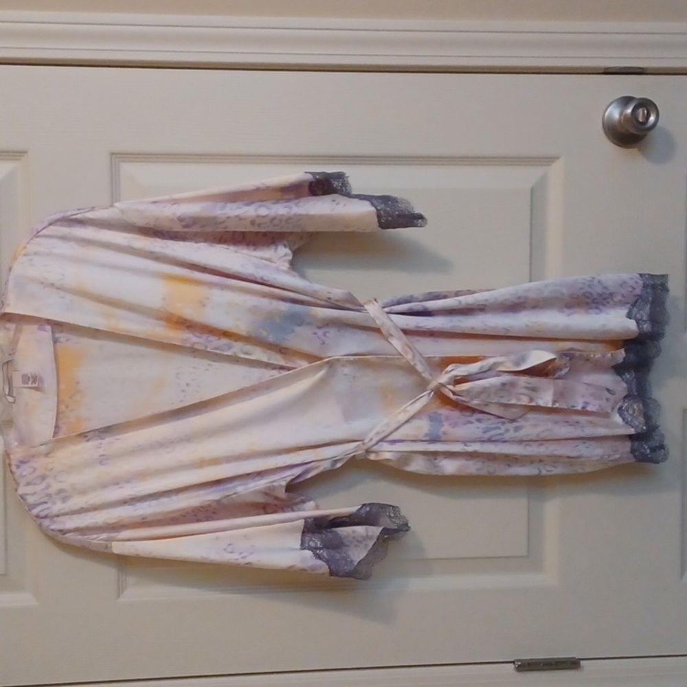 Victoria's Secret Kimono Robe ** SZ XS
